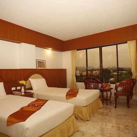 קראבי Boon Siam Hotel מראה חיצוני תמונה